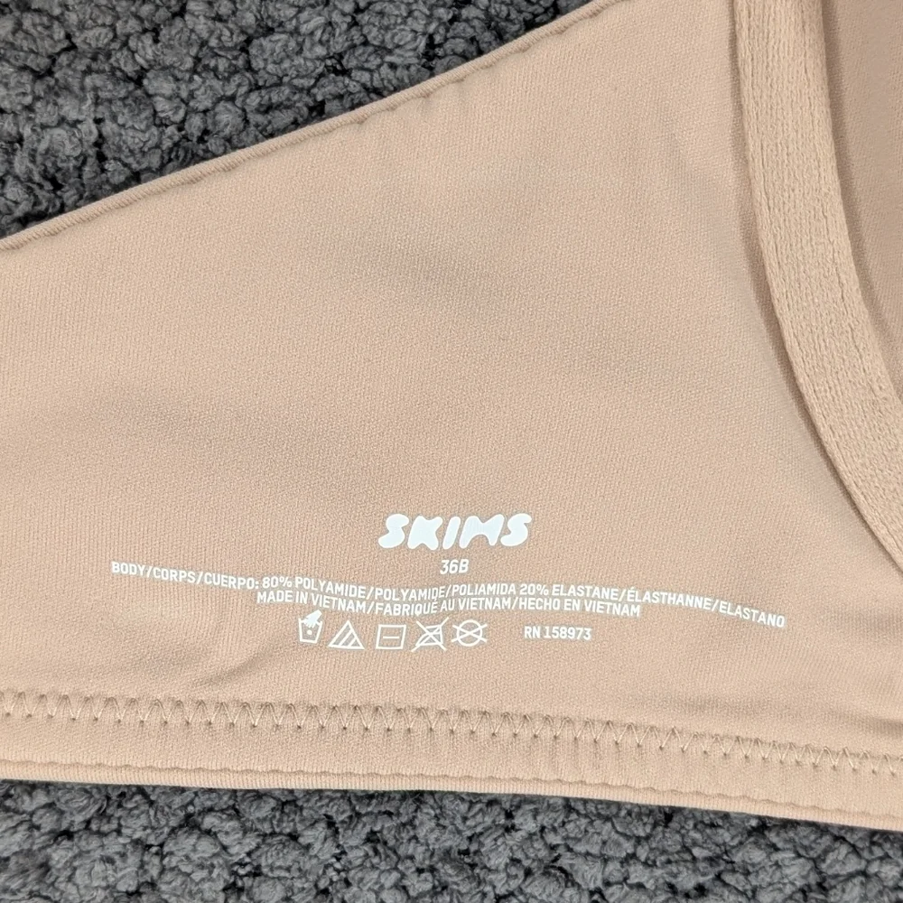 SKIMS Fits Everybody Unlined Demi Bra Tan Women's 36B - Picture 5 of 10